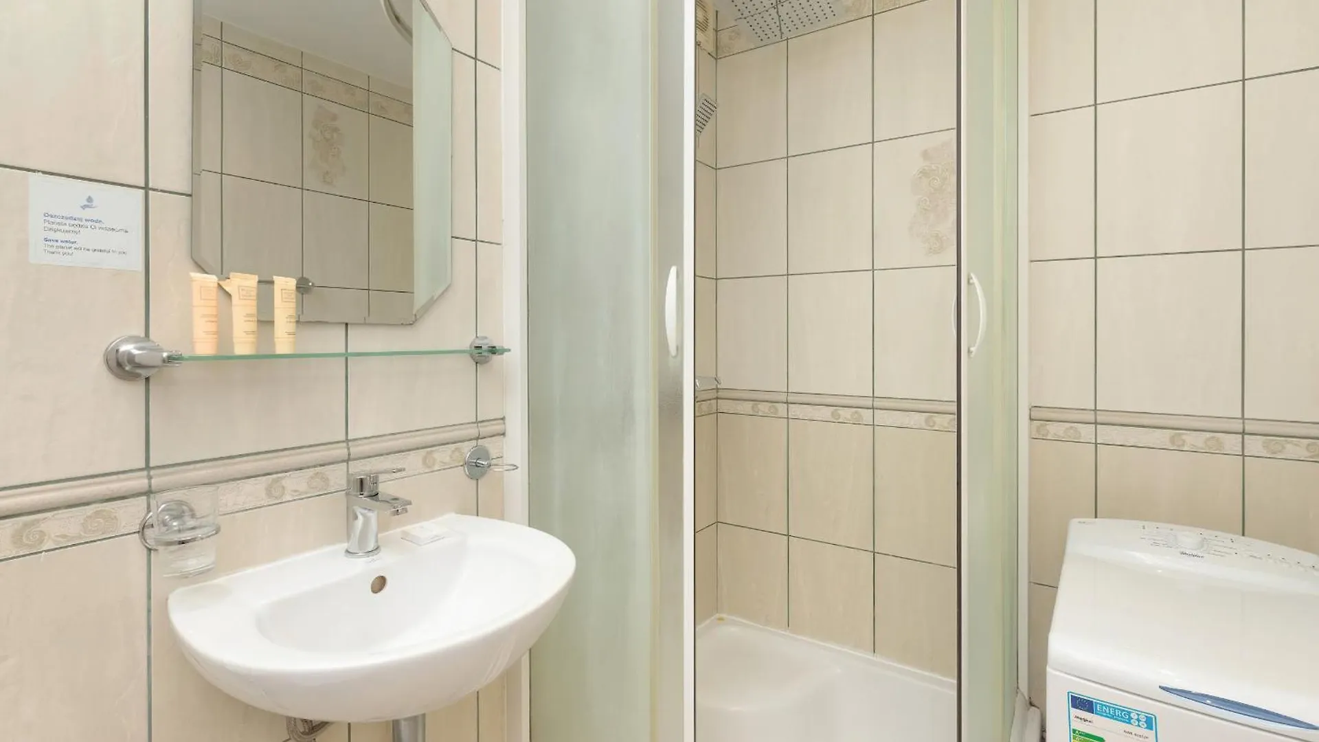 Komfortowe Studio W Gdansku Dla Czterech Osob By Noclegi Renters 0*, Gdansk